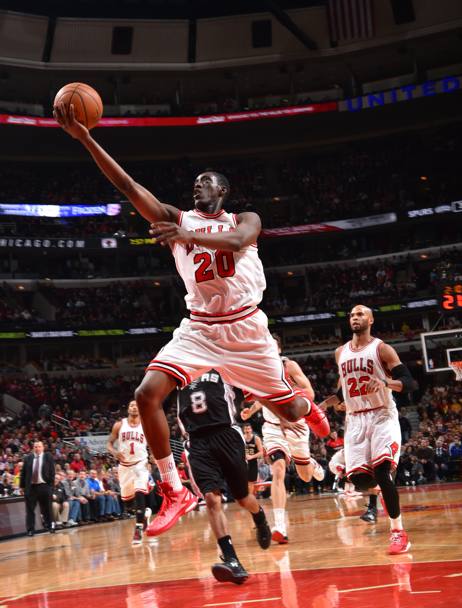 Chicago Bulls contro San Antonio Spurs Tony Snell in azione (NBA)